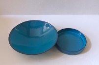 Coupe ronde et plat "japonais", bleus, années 70.