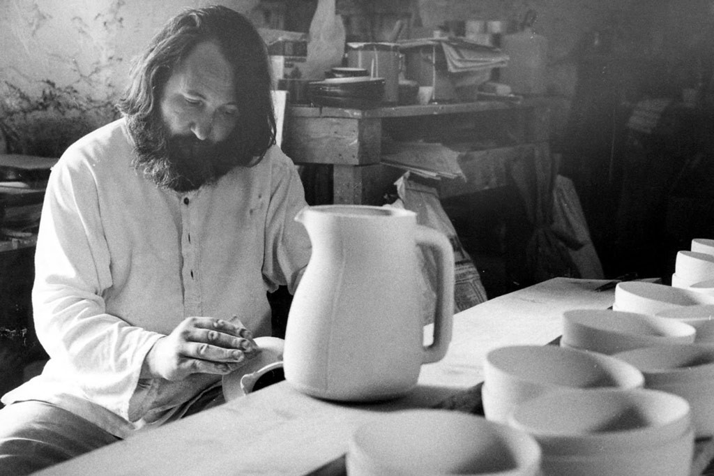 Au ponçage, Gordes, 1976.